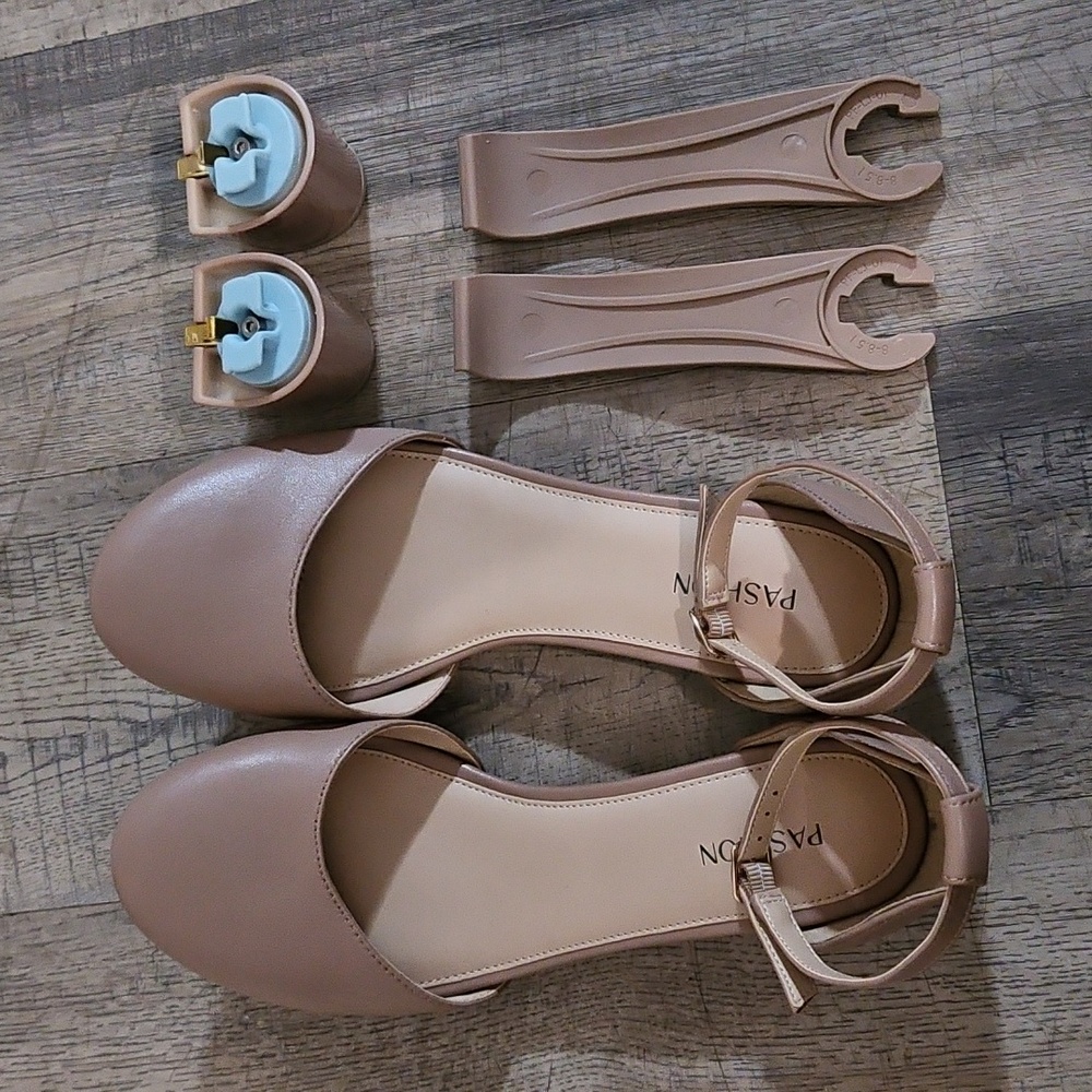 Pashion Footwear Tan Jocelyn